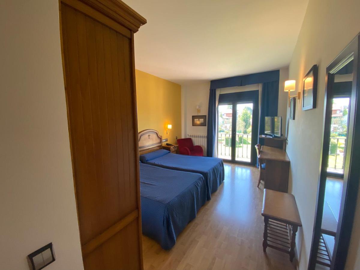 Hotel Cristina Noreña Eksteriør bilde